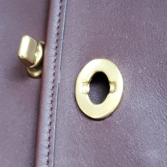 Coach Vintage 9790 Flap Bag - Picture 12 of 14
